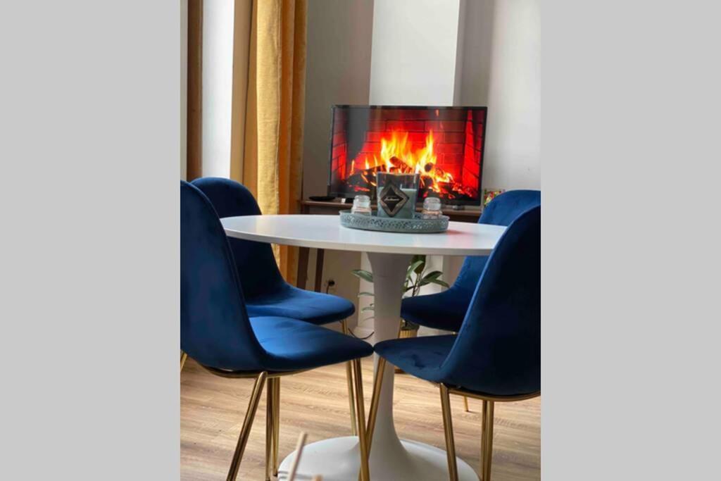 Luxury 1Bedroom Apartment Mons Dış mekan fotoğraf